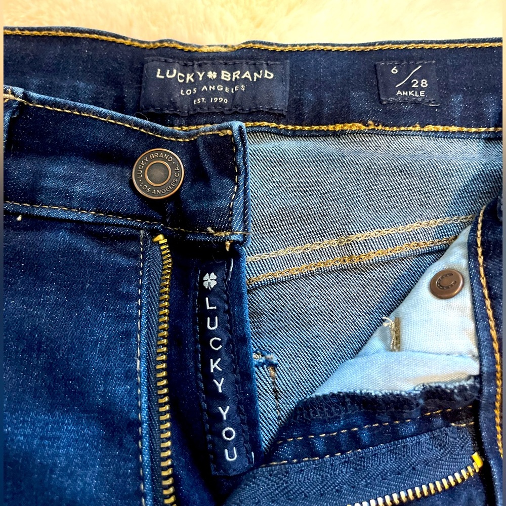 Lucky Brand Curvy Dark Blue Jeans with Watch Pocket